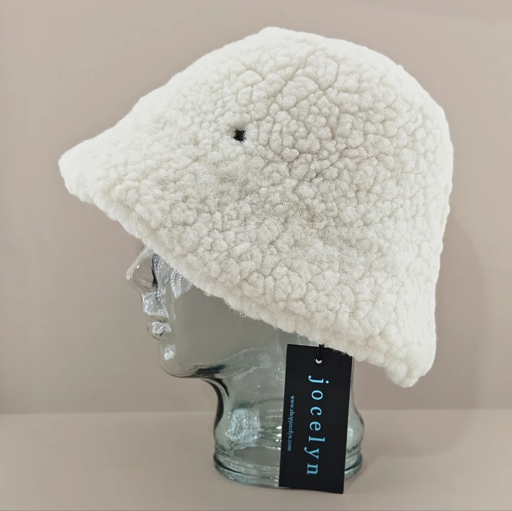 jocelyn bucket hat