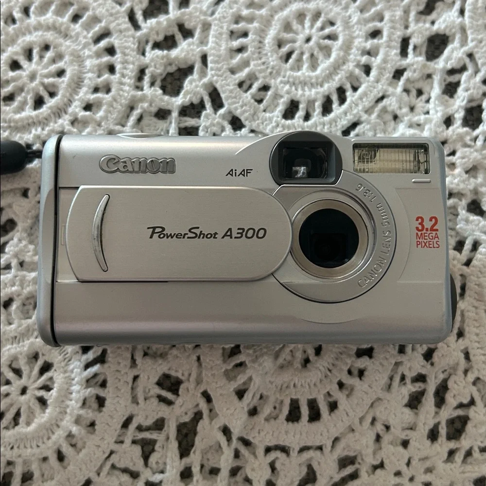 Canon camera preowned