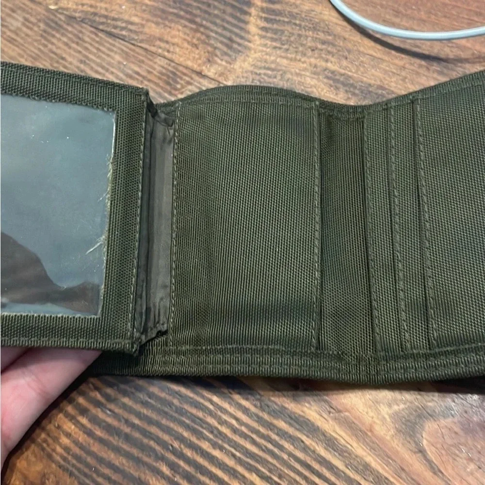 None this wallet