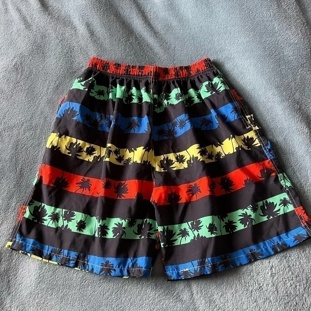 Comfort fit swim shorts size L