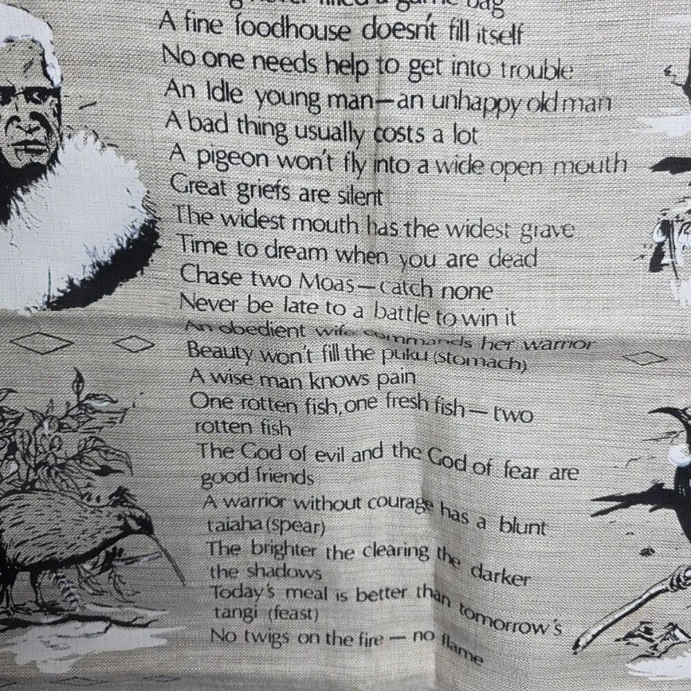 The Unbranded Brand vtg maori