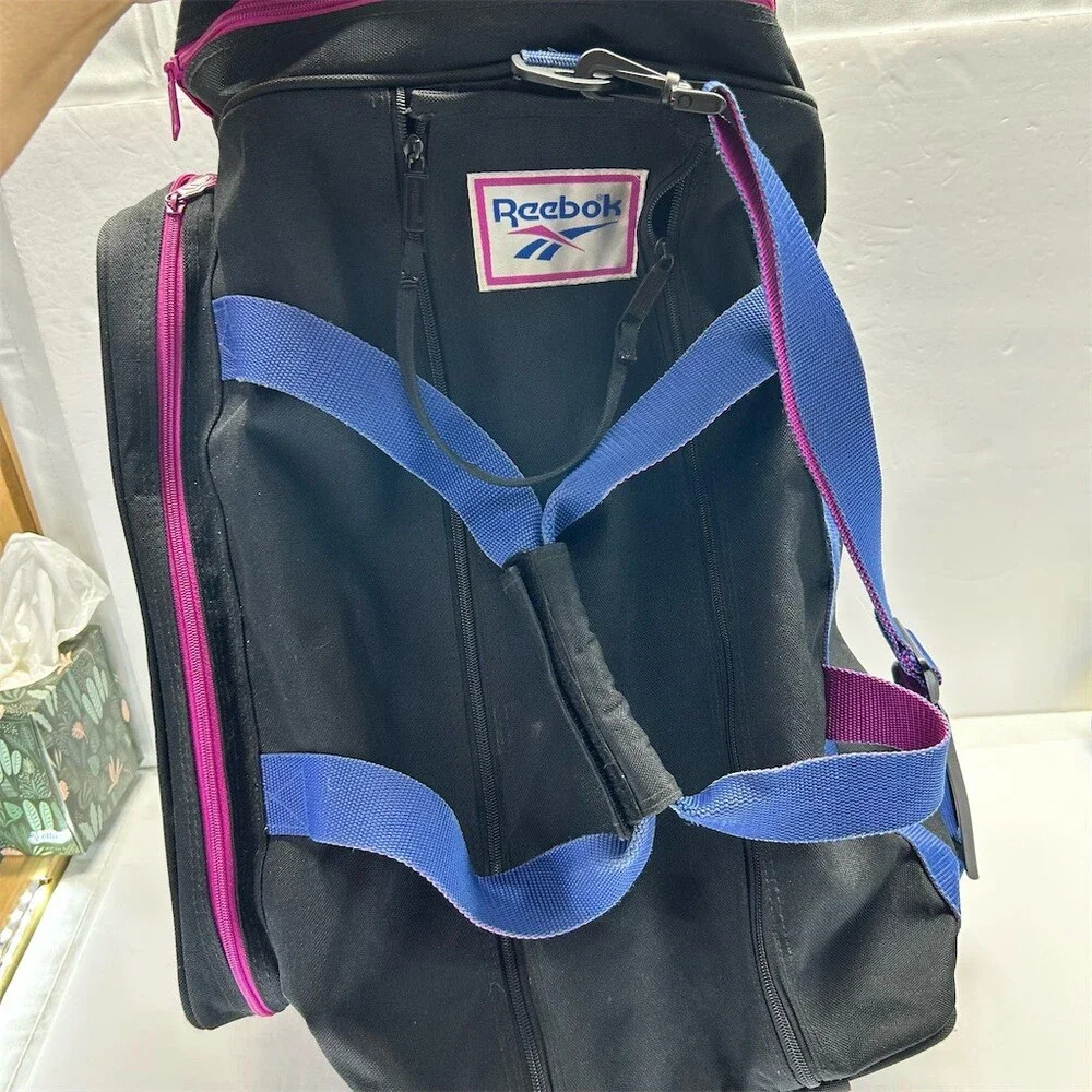 Reebok vintage duffle