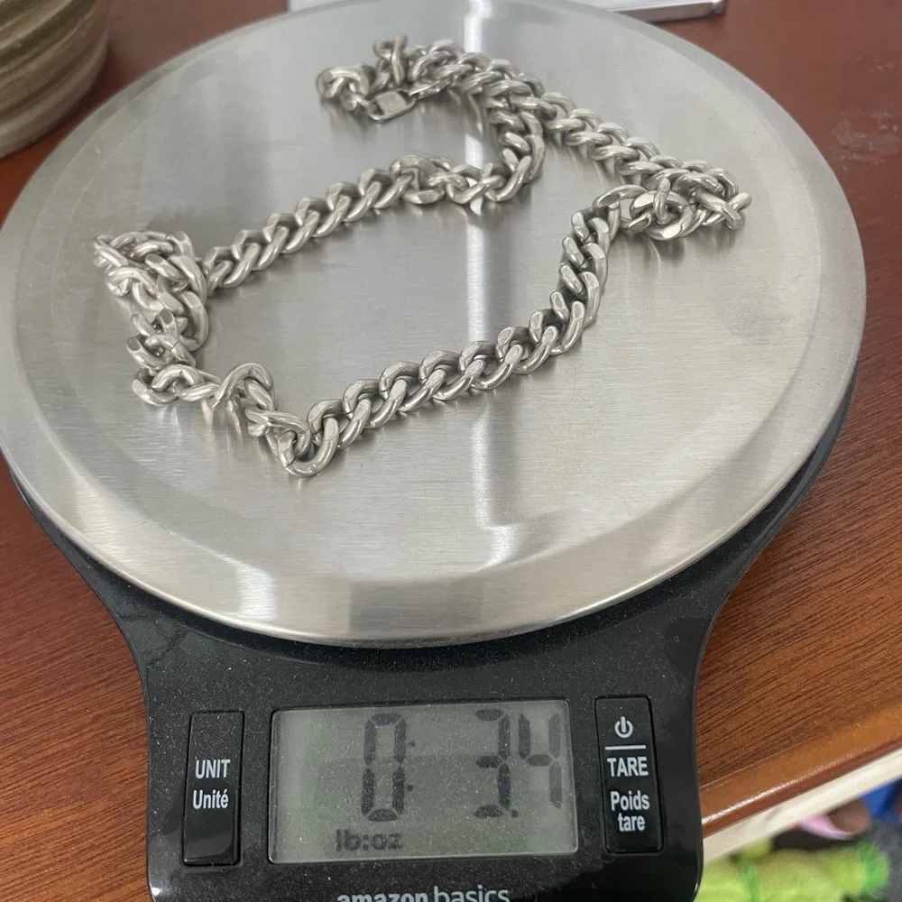 N/A silver curb