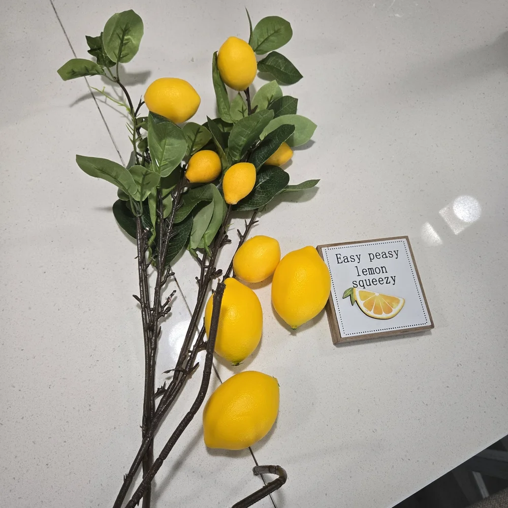 Lemon Decor