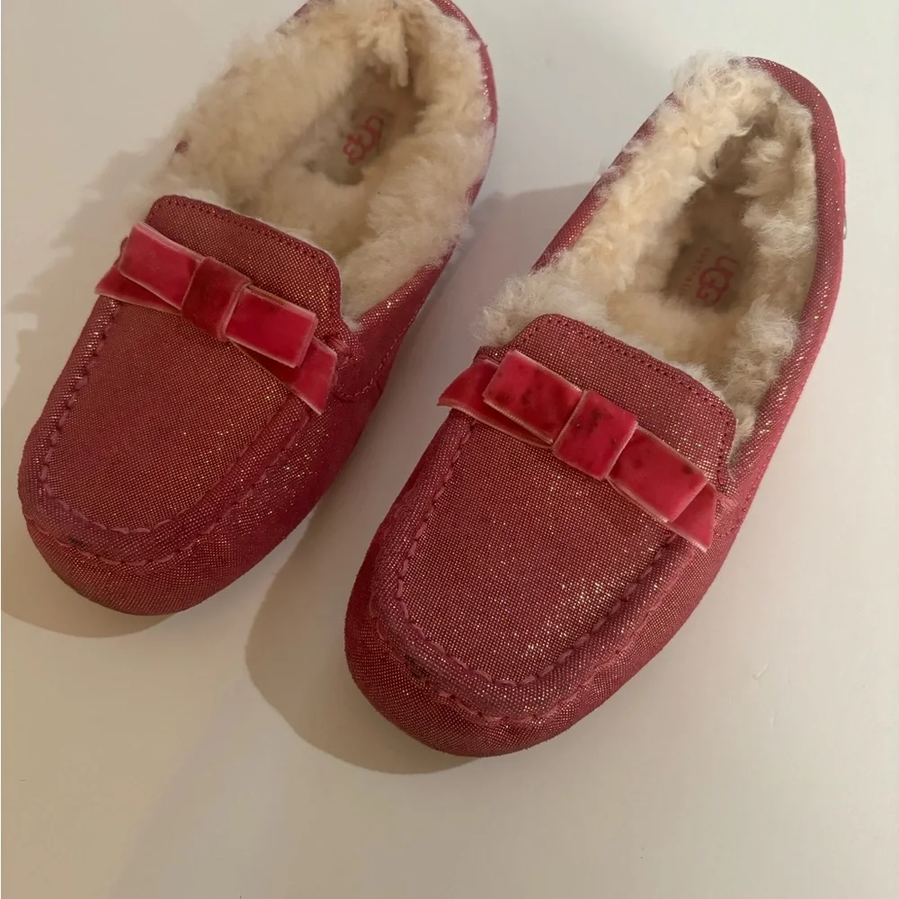 UGG chic pink