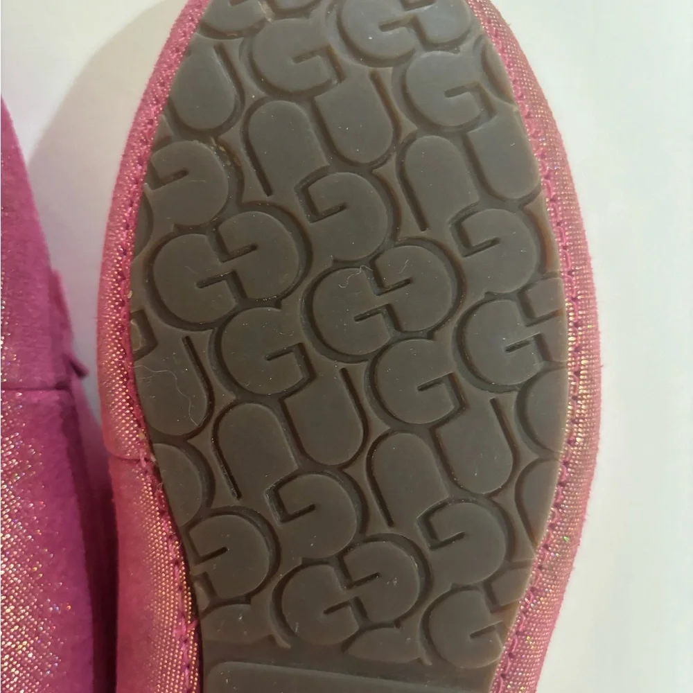 UGG chic pink