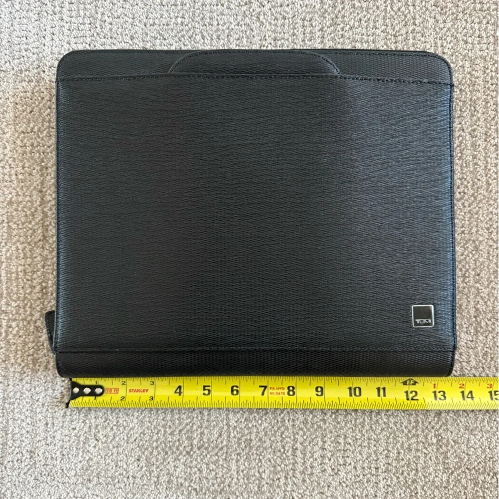 Tumi case business