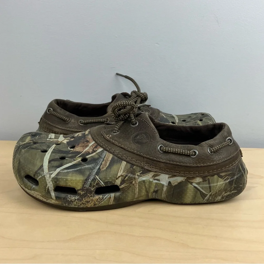 Crocs Men’s Size 9.0 Islander Pitcrew Brown Leather Camo Clogs Advantage Max-4HD