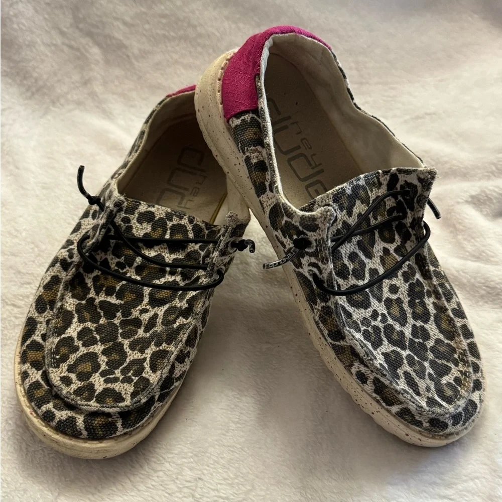 Hey Dude Kids Leopard Print Moccasins with Pink Heel