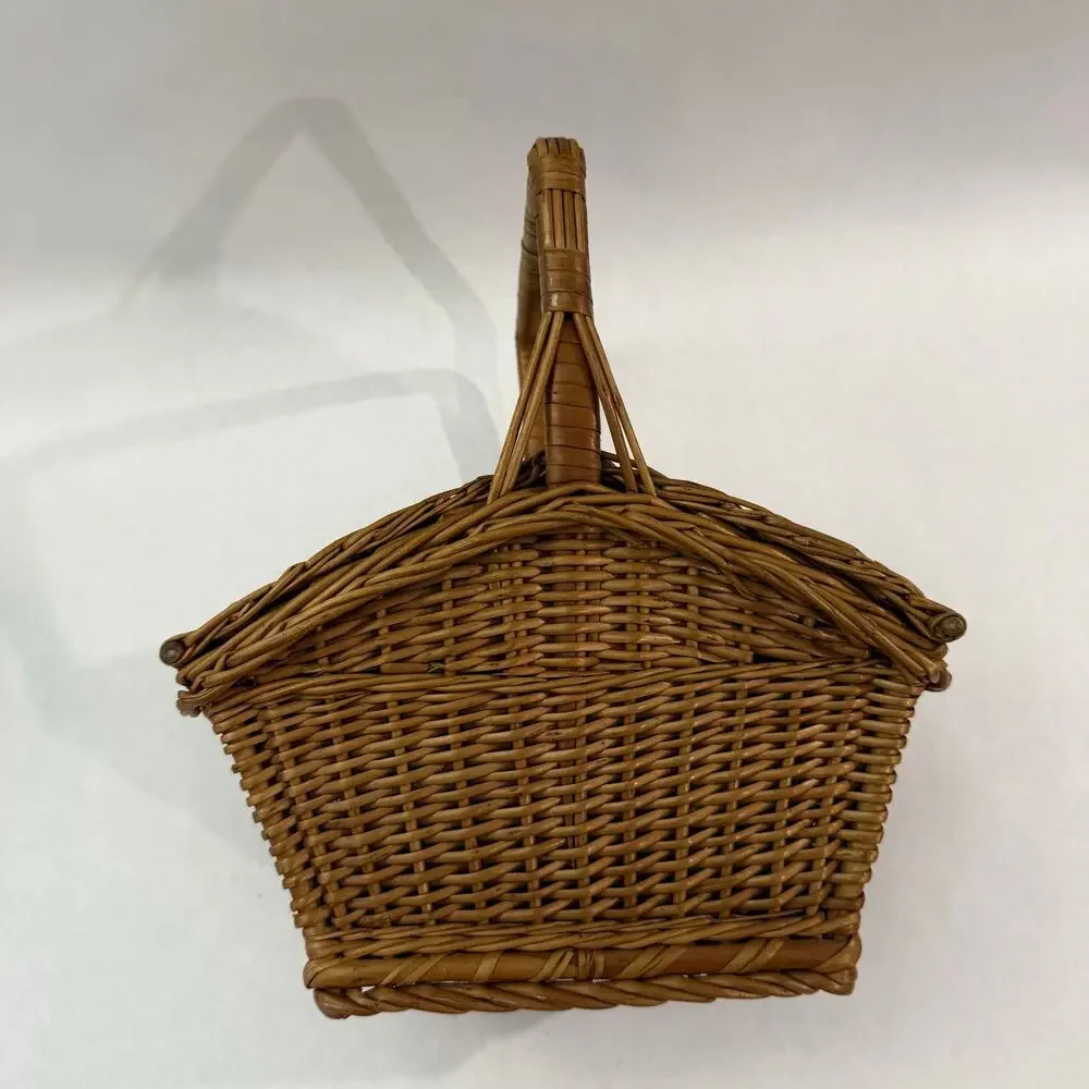 Vintage wicker basket