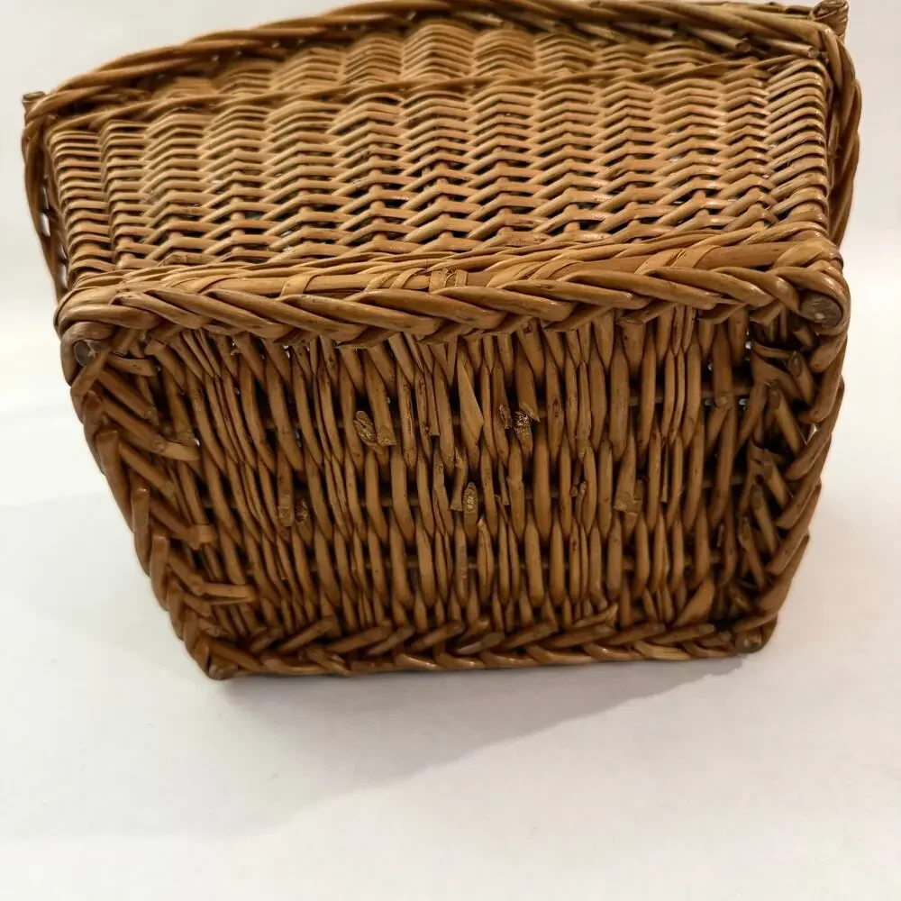Vintage wicker basket