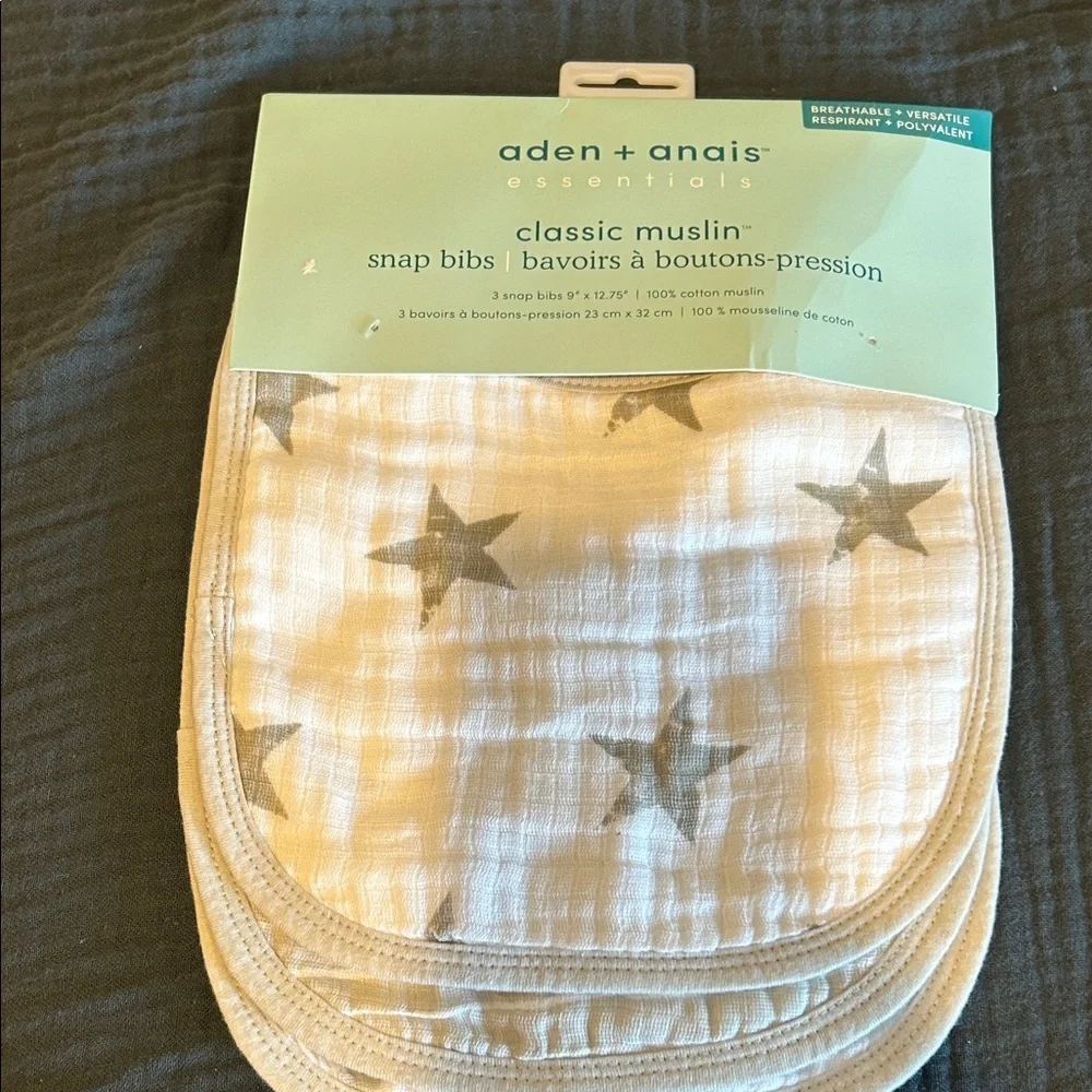 aden + anais Classic Muslin Snap Bibs - Gray Star Pattern