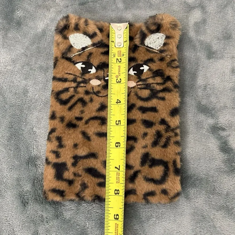 The Unbranded Brand fuzzy animal