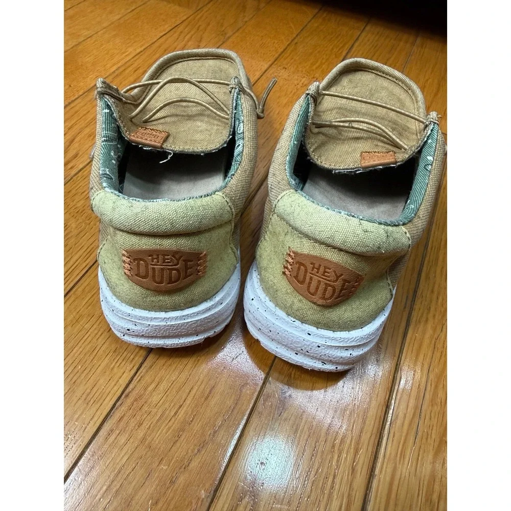 Hey Dude Shoes hey dude