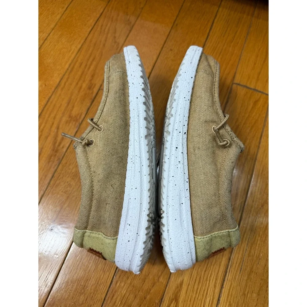 Hey Dude Shoes hey dude