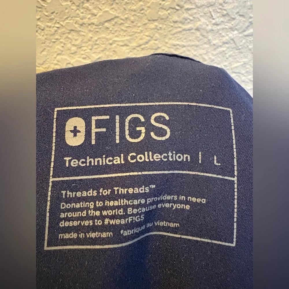 Figs men’s pisco
