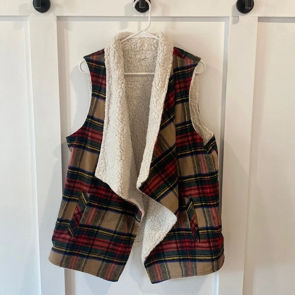 MAURICES plaid open front vest