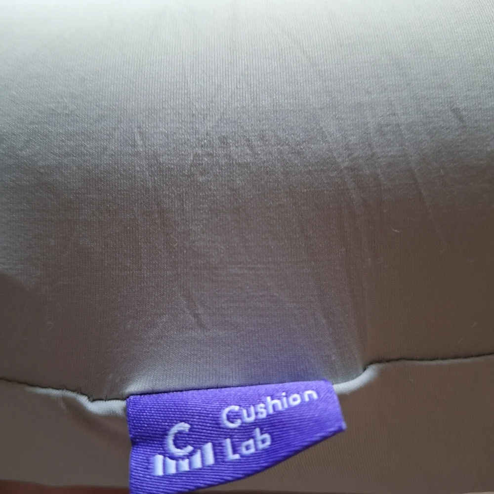 N/A cushion lab