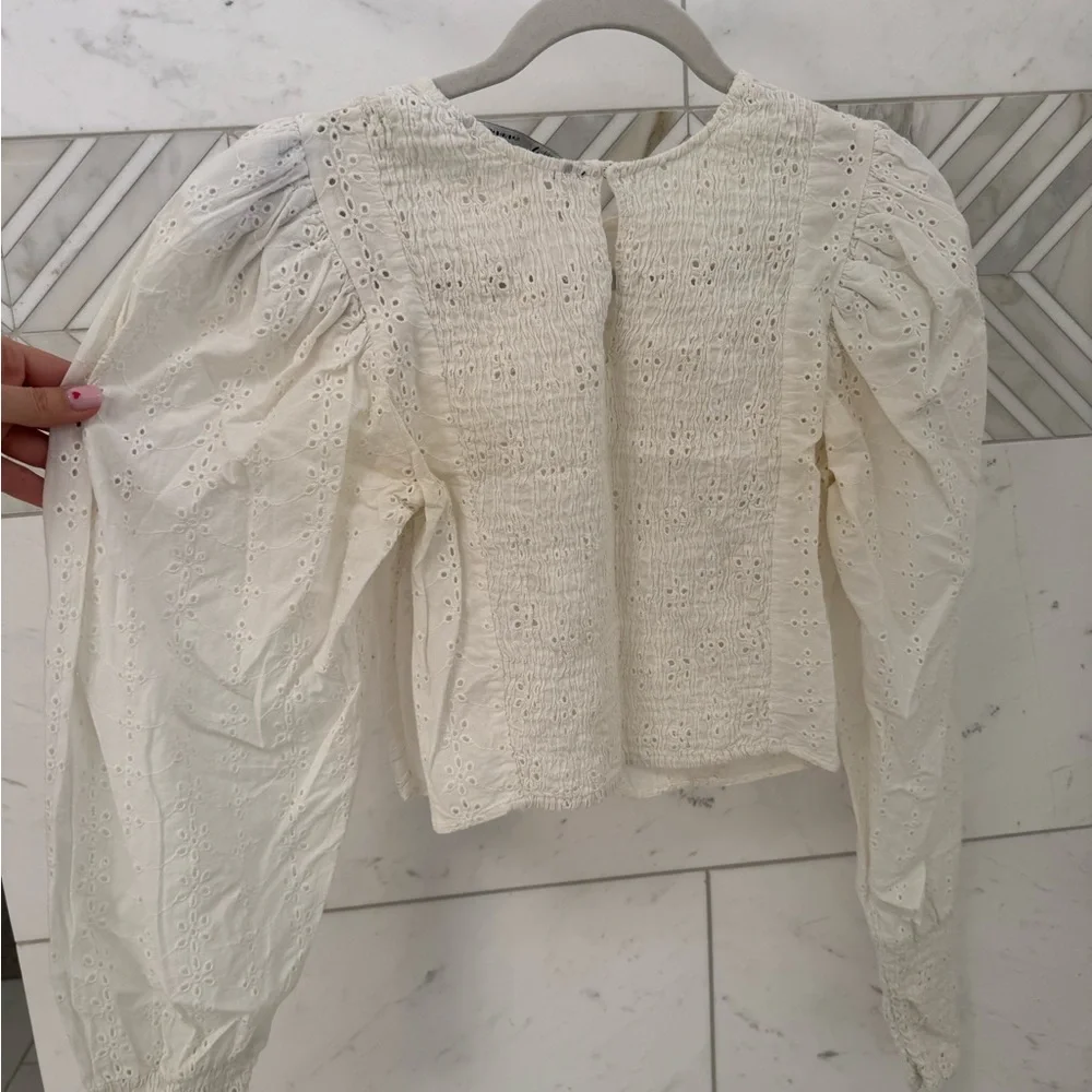 Zara delicate white