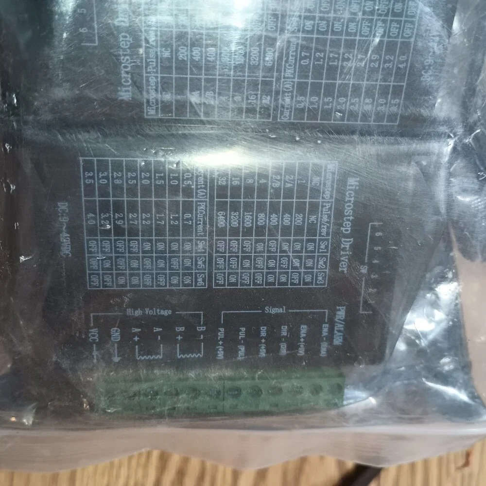 UNBRANDED 30v 32 bundle