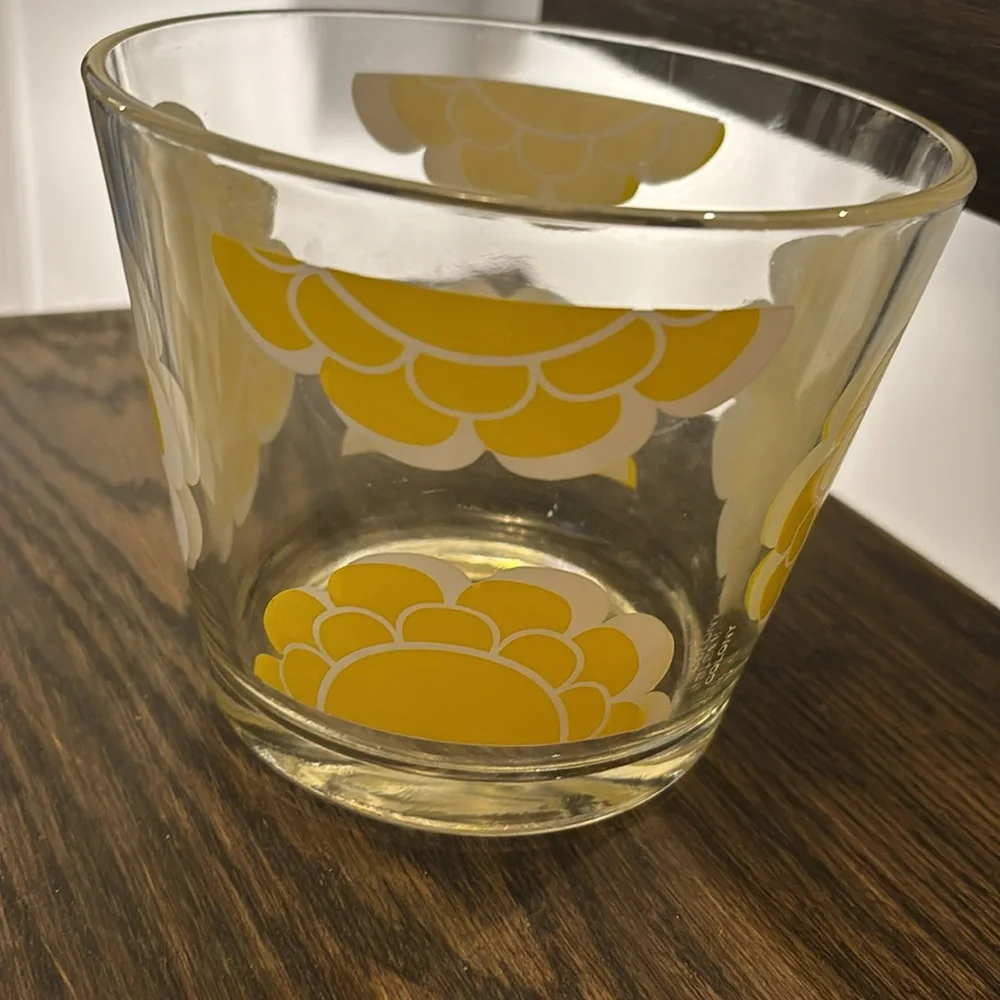 Vintage Colony glass ice bucket, yellow flowers, 6” diameter, 5 “ tall