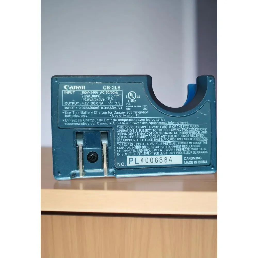 Genuine Canon Battery Charger Model: CB-2LS Output: 4.2V 0.5A