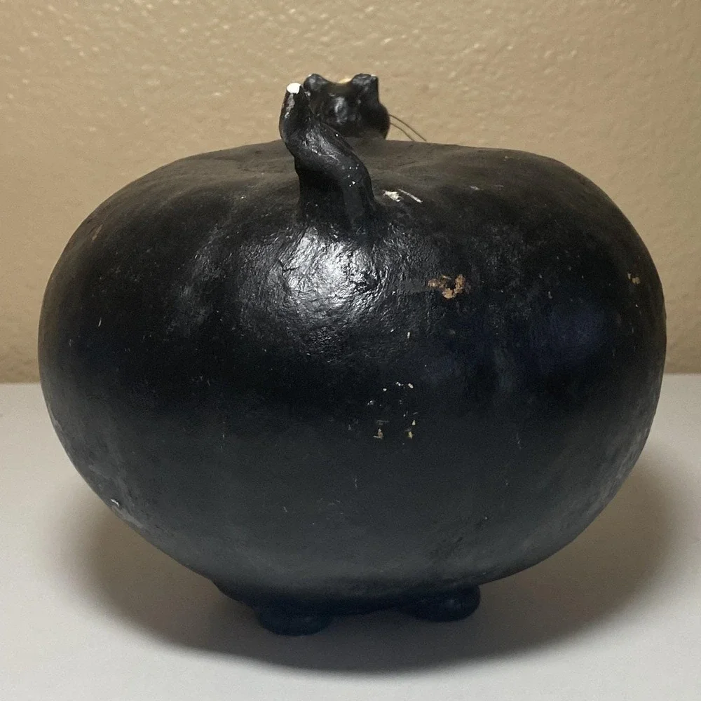 The Unbranded Brand fat cat