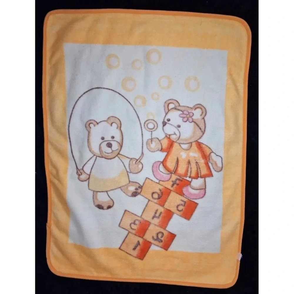 The Unbranded Brand playing bears