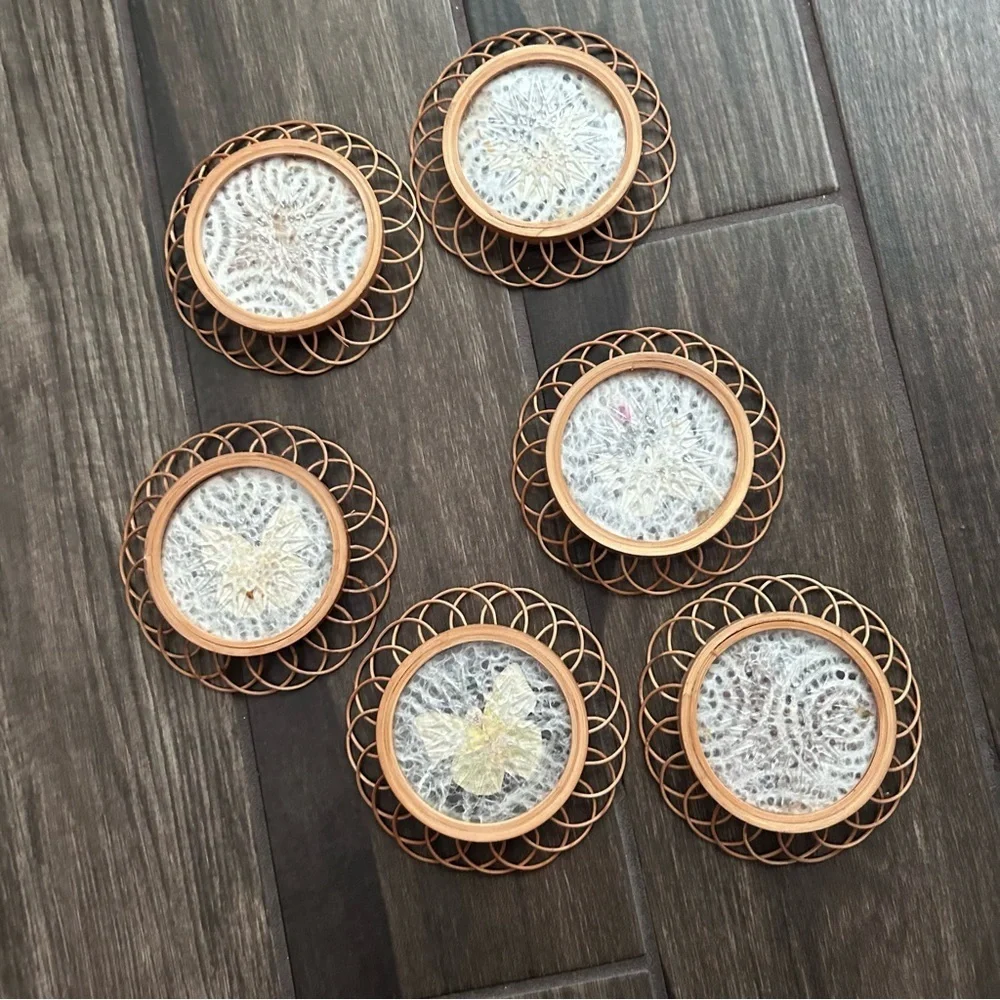 N/A flaws vintage rattan