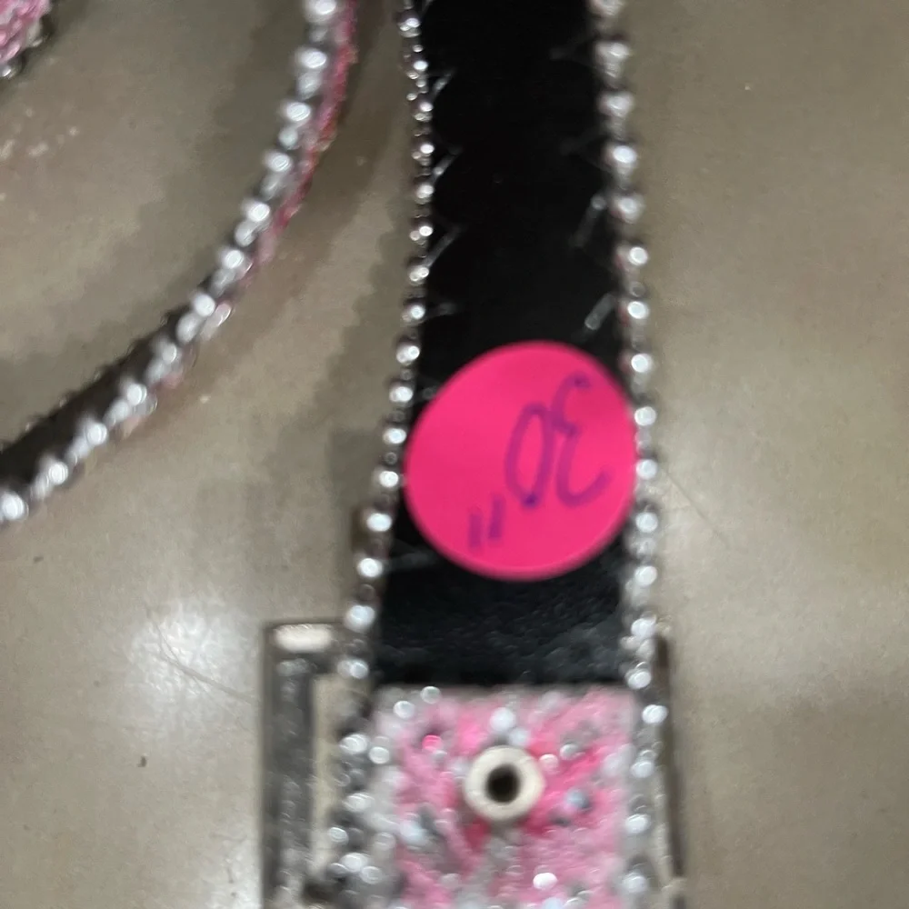 The Unbranded Brand bright pink