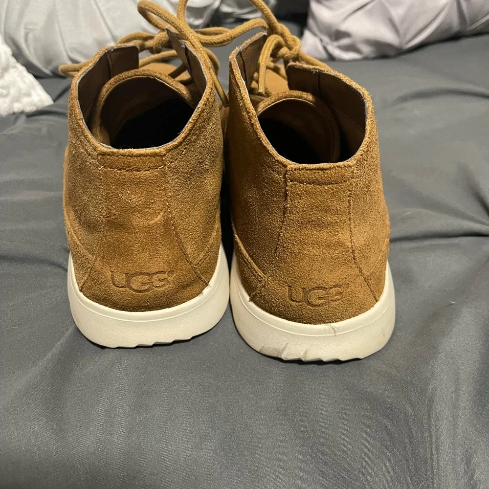 UGG stylish brown