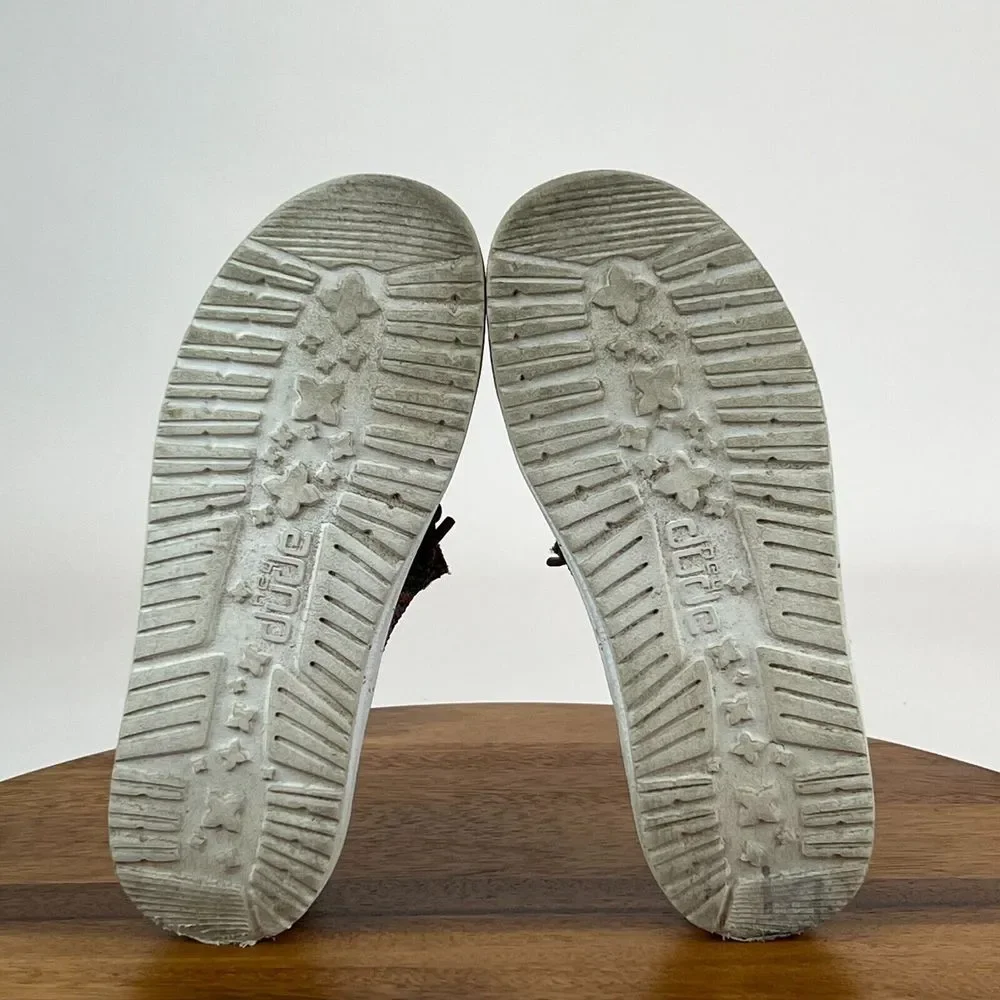 Hey Dude size 1y