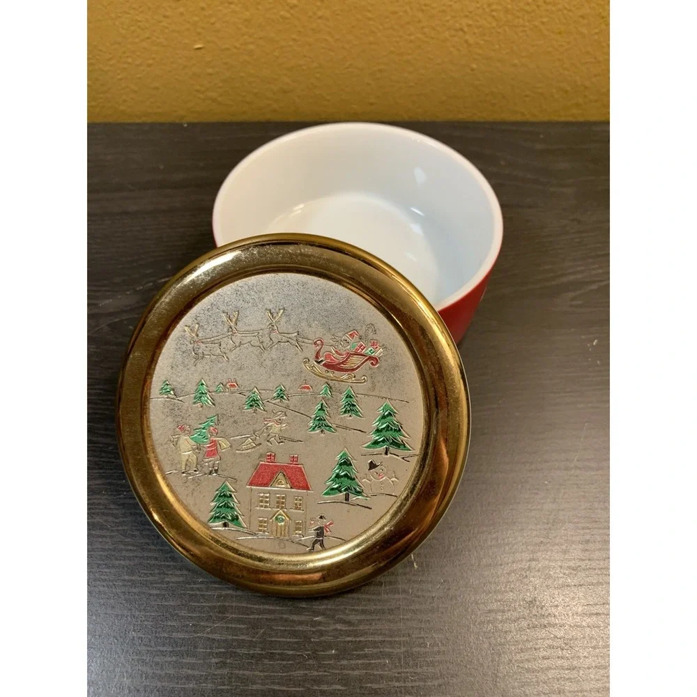 Jamestown China Christmas Chokin Covered Trinket Box Santa~Japan‎ 24k gold trim