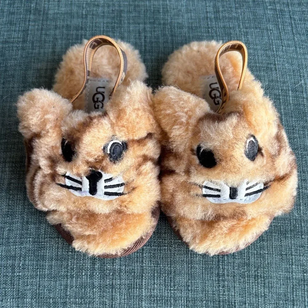 UGG Fluff Yeah Tiger stuffie kids Furry house shoes Slippers slides size 6 NWOT