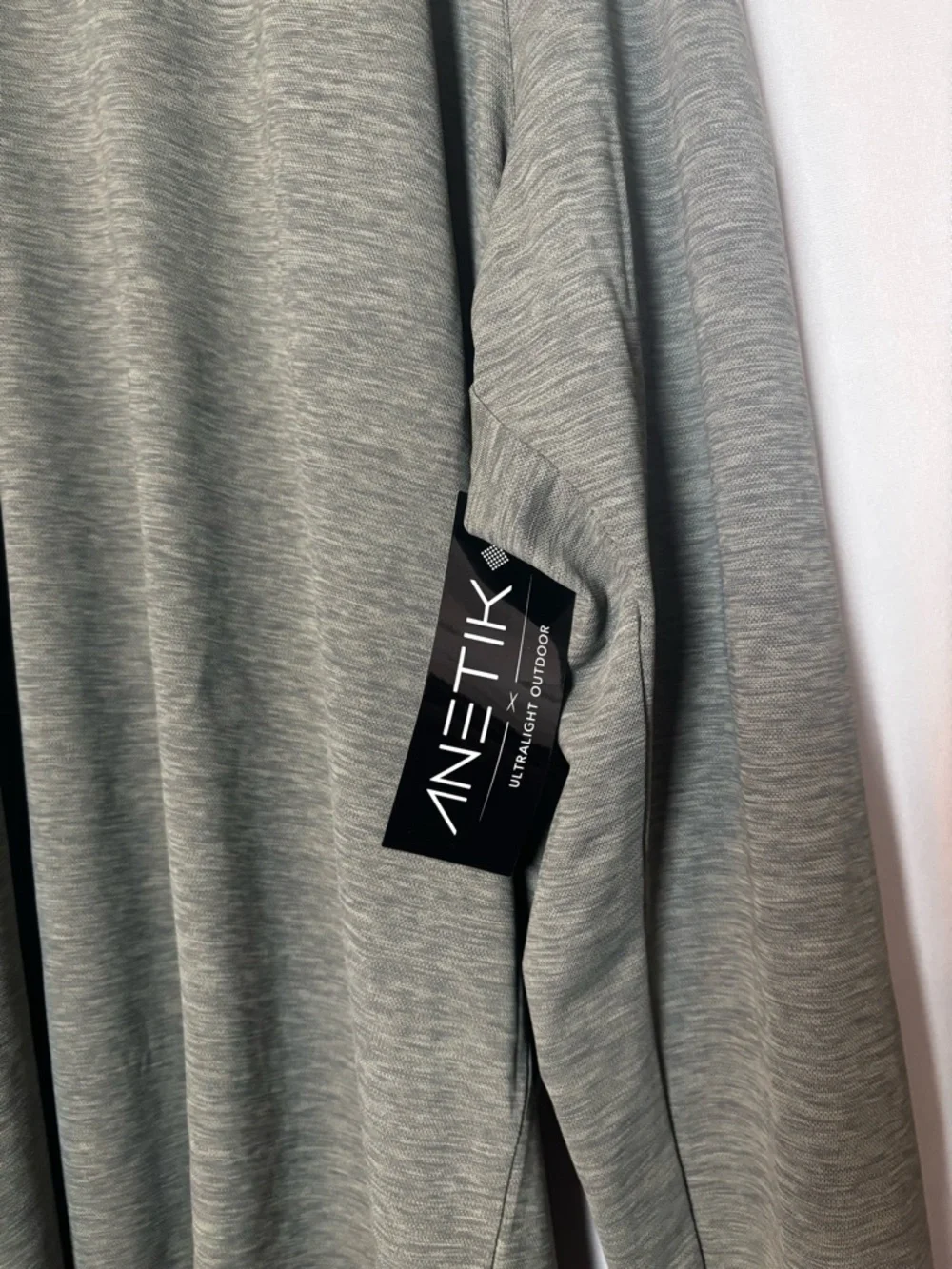 Anetik quarter zip