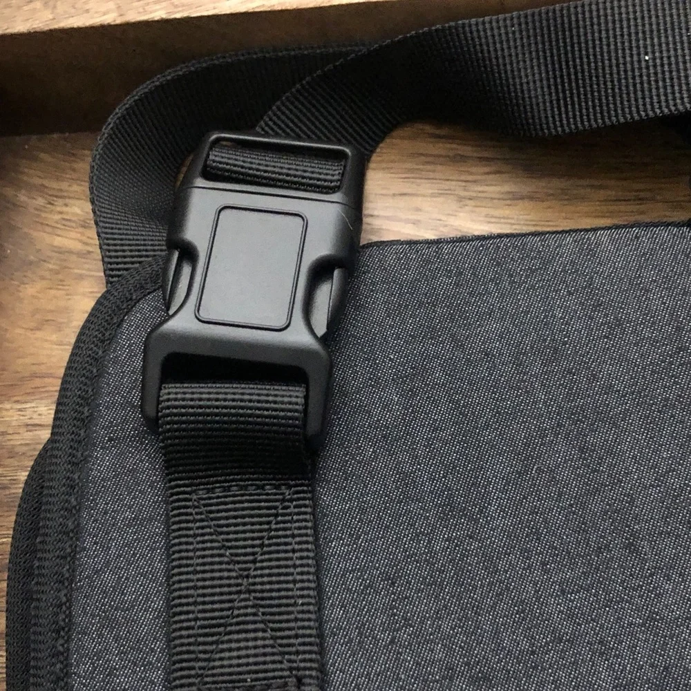 Coodeo gray front