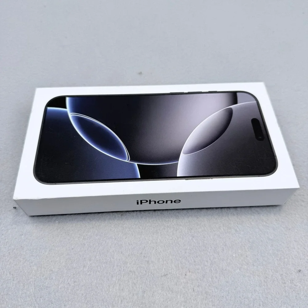 Apple *** please