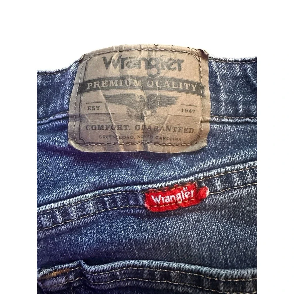 Wrangler Jeans Mens 32x30 Blue Loose Straight Cotton Blend Classic Casualwear