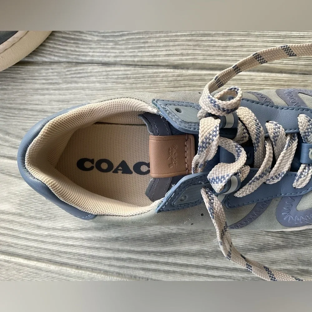 Coach pre owned