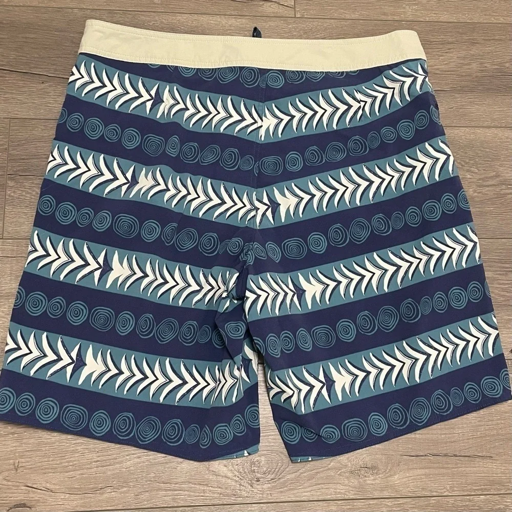 Patagonia men swim