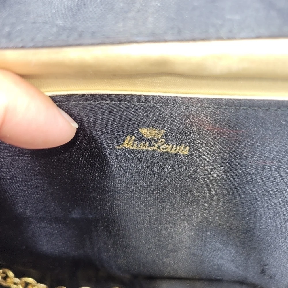 Miss Lewis vtg miss