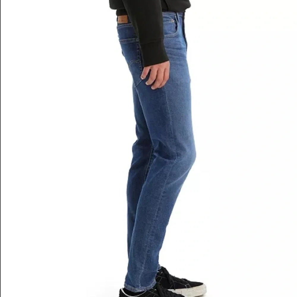 Levis slim fit
