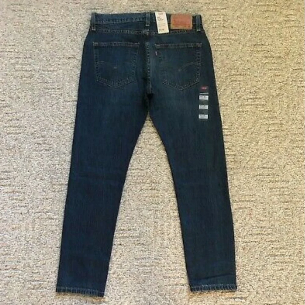 Levis slim fit
