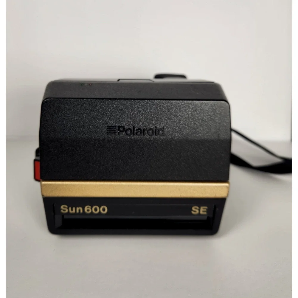 Polaroid Sun 600 SE Camera 50th Anniversary Instant Film Tested