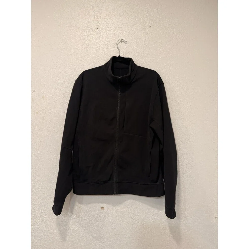 Lululemon Sojourn Jacket Mens Medium Black Full Zip Pockets Outdoor Activewear