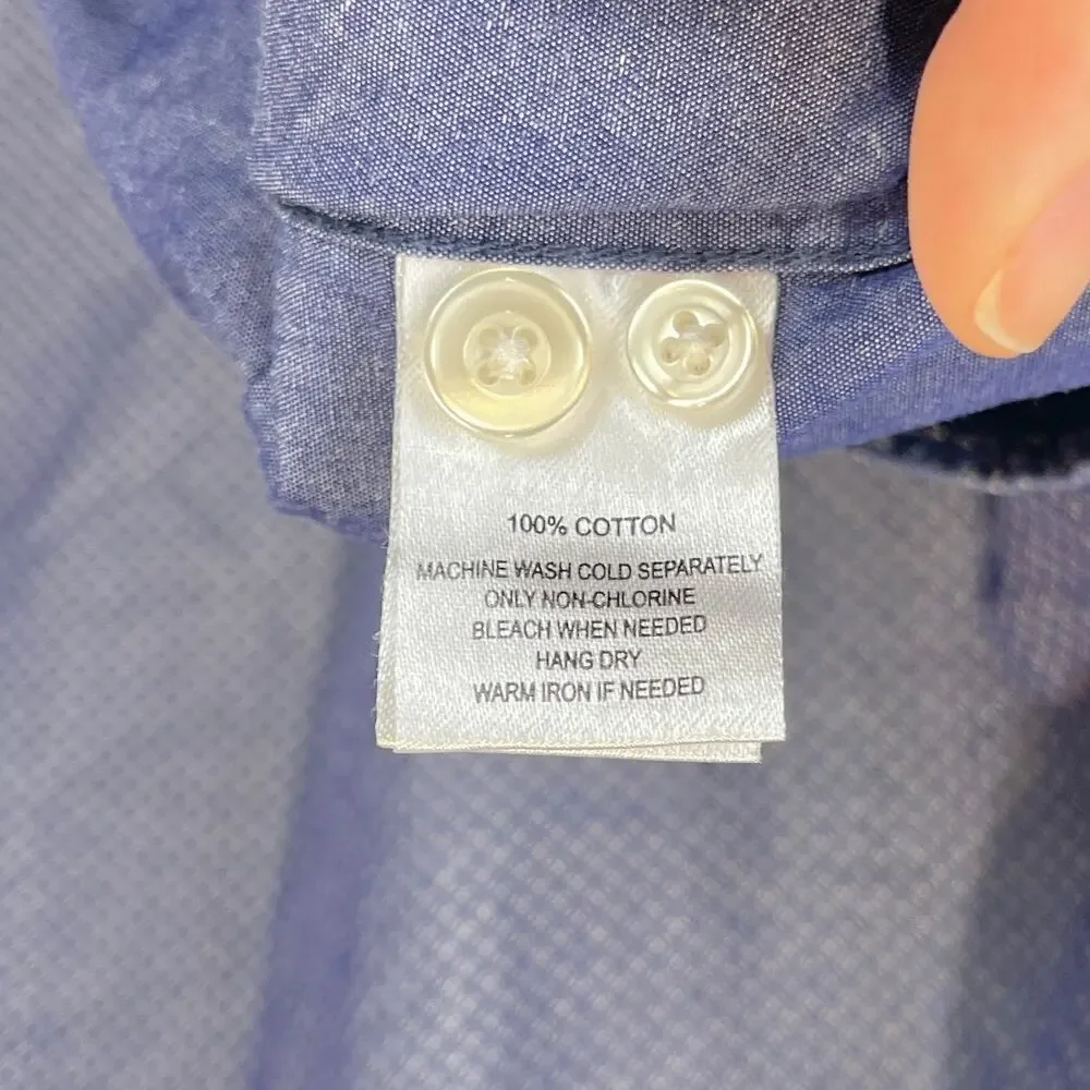 UNTUCKit patterned button