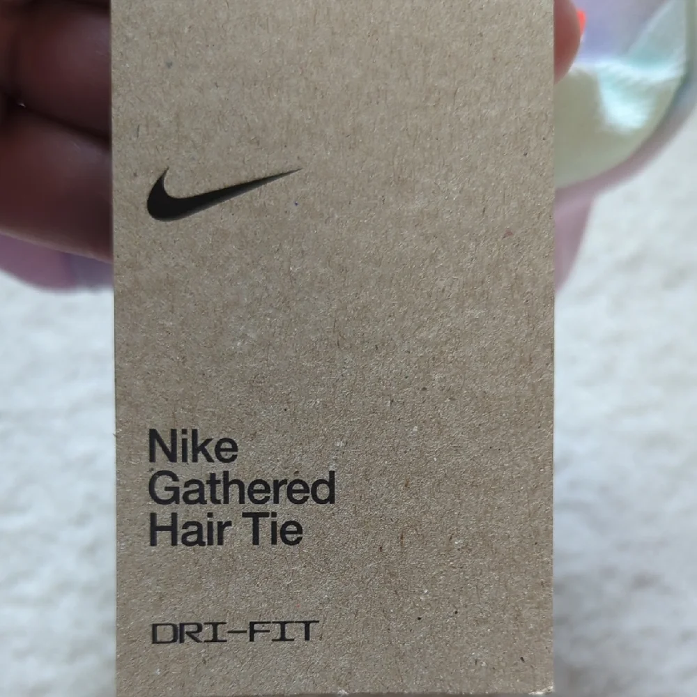 Nike scrunchie blend