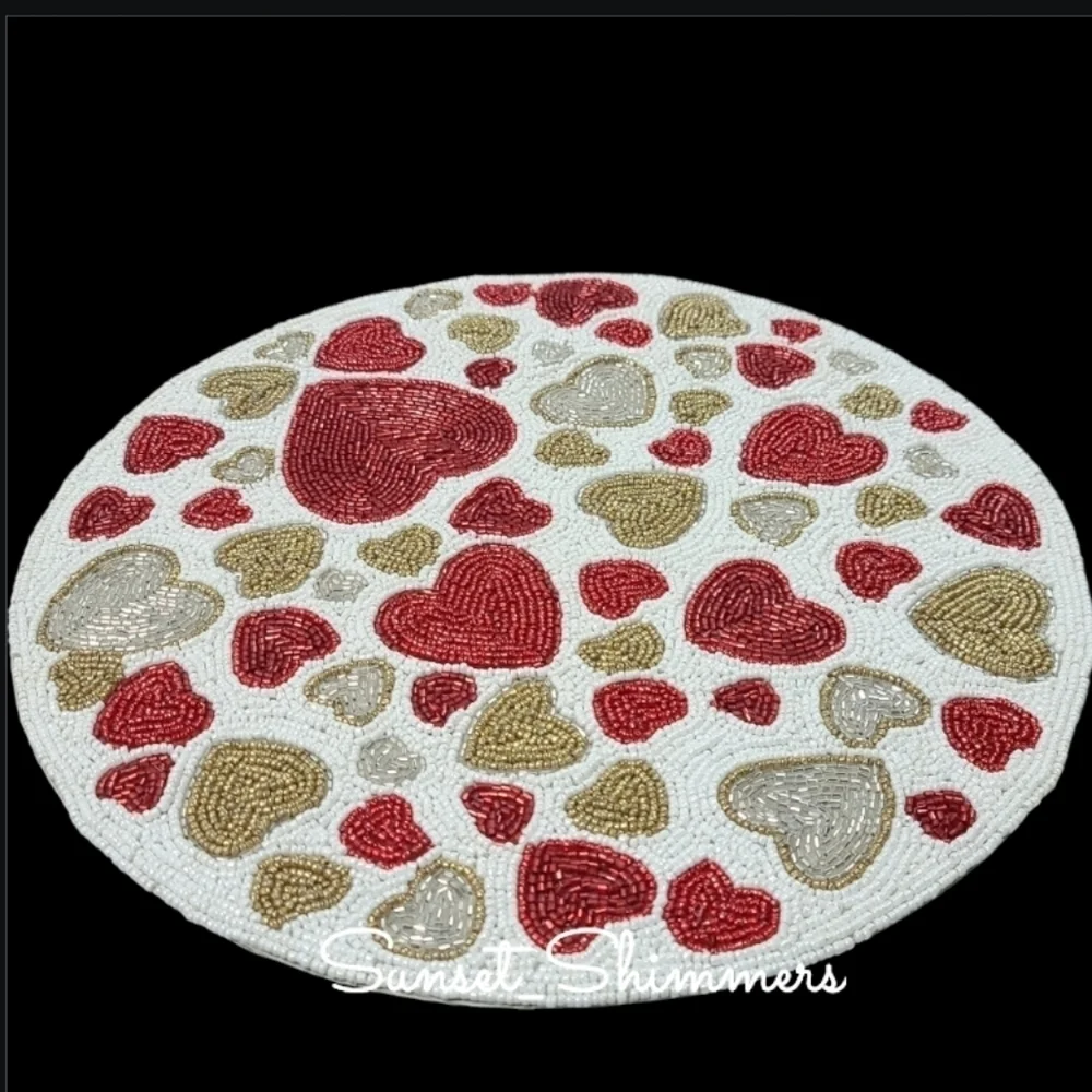 x4 Nicole Miller Sparkly Valentines Hearts of love Beaded Placemats Charger Set