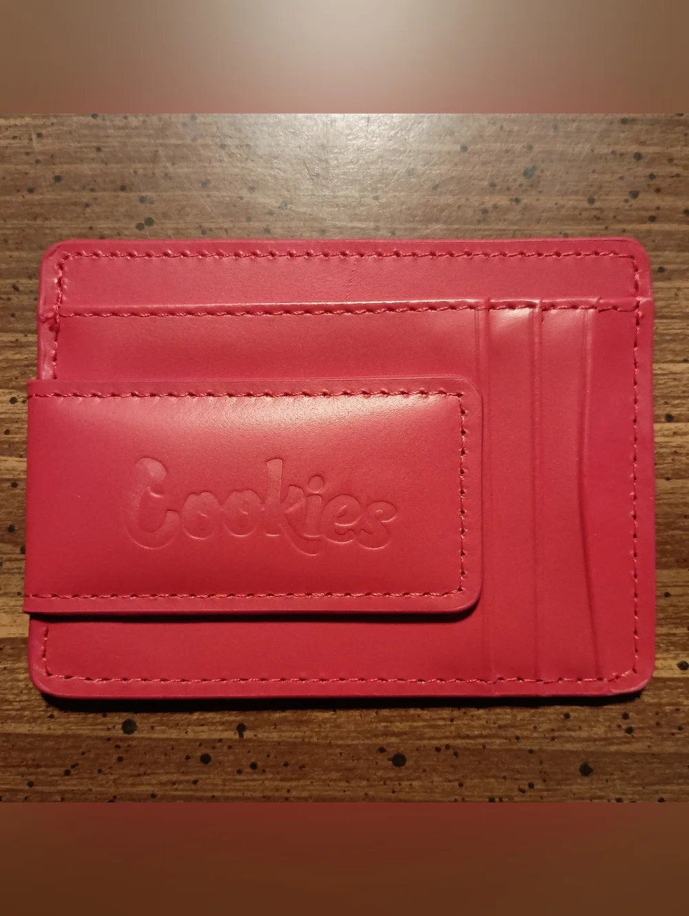 Cookies red leather