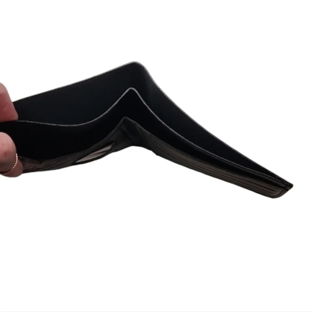 Mens Short Cowhide Leather Embbossed‎ Wallet Black